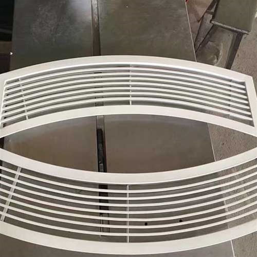 鋁合金異形風口(弧形風口)